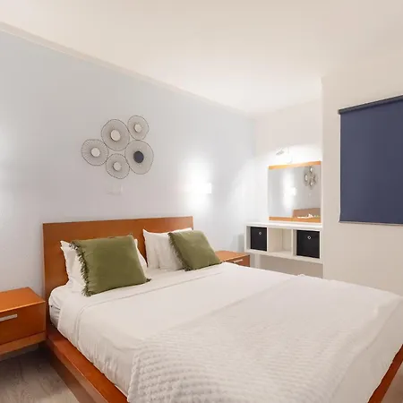 Casa Fernando - 250 M Da Da Rocha